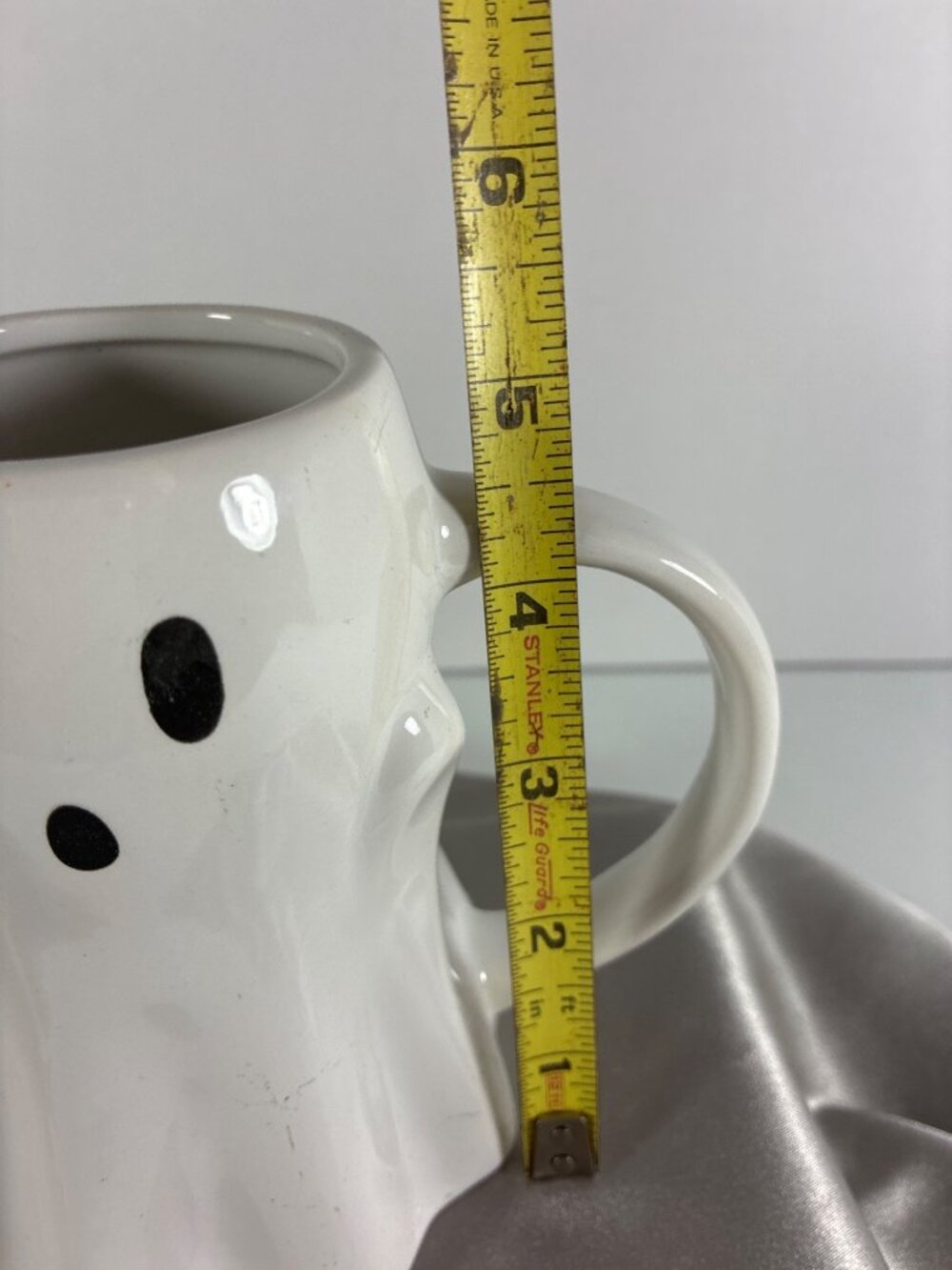Hyde & EEK Ghost Halloween Mug - Picture 10 of 11